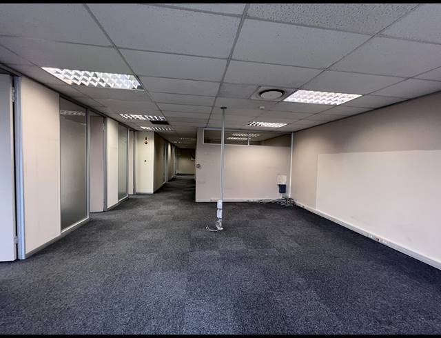238M² OFFICE TO LET IN CAPE TOWN CITY CENTRE